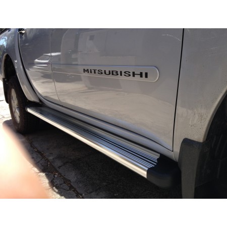 ESTRIBO DE ALUMINIO L200 TRITON