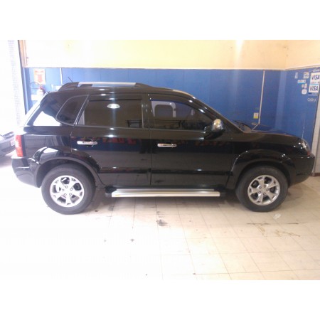 ESTRIBO DE ALUMINIO TUCSON
